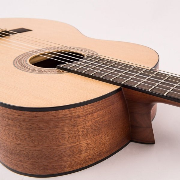 Santos Martinez Principante 4/4 Size Classical Guitar - Natural, Open Pore