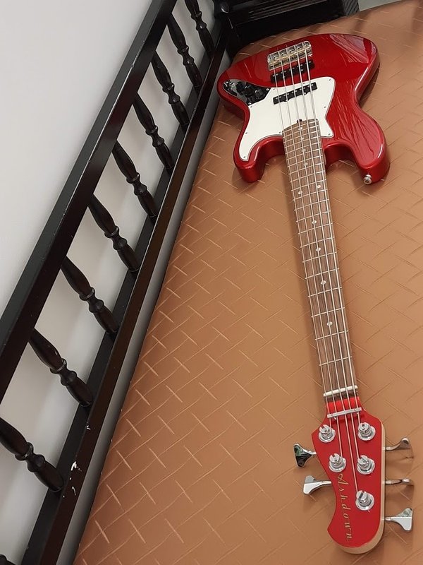 Ashdown The Grail bass 5-string, Candy Apple Red