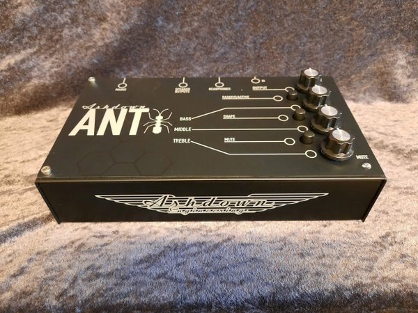 Ashdown ANT, 200w pedal amplifier